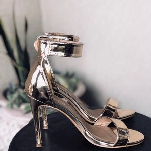 Never worn shiny gold heels!